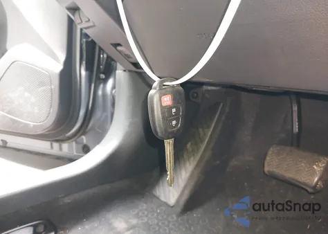 2023 Toyota Corolla Cross L from USA, damaged, VIN 7MUAAAAGXPV060044